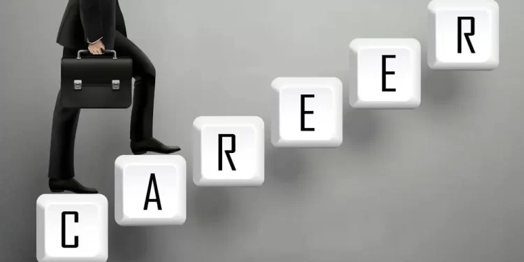 How to Make a Career in Internet Marketing