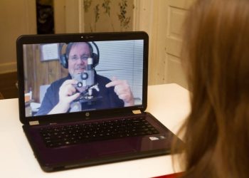 Effective Science Teaching Online: Tips for Teachers