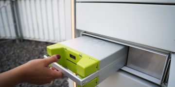 Learn More About the Advanced Qualities of Lithium-Ion Forklifts