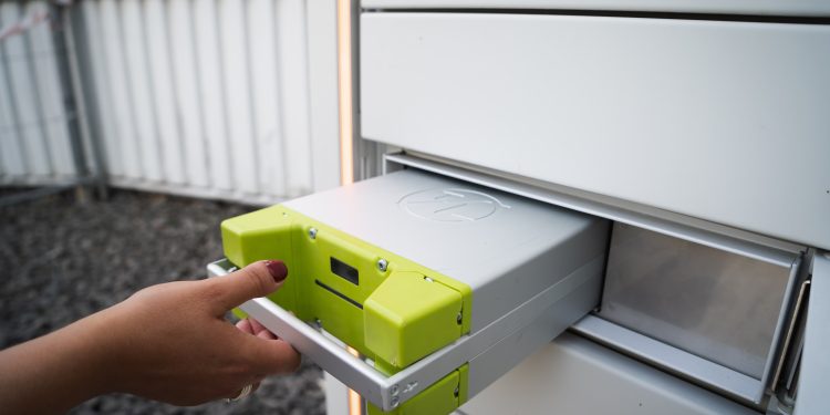 Learn More About the Advanced Qualities of Lithium-Ion Forklifts