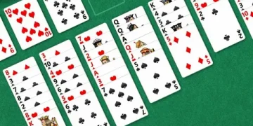 How Internet Solitaire Can Improve Focus for Busy Professionals